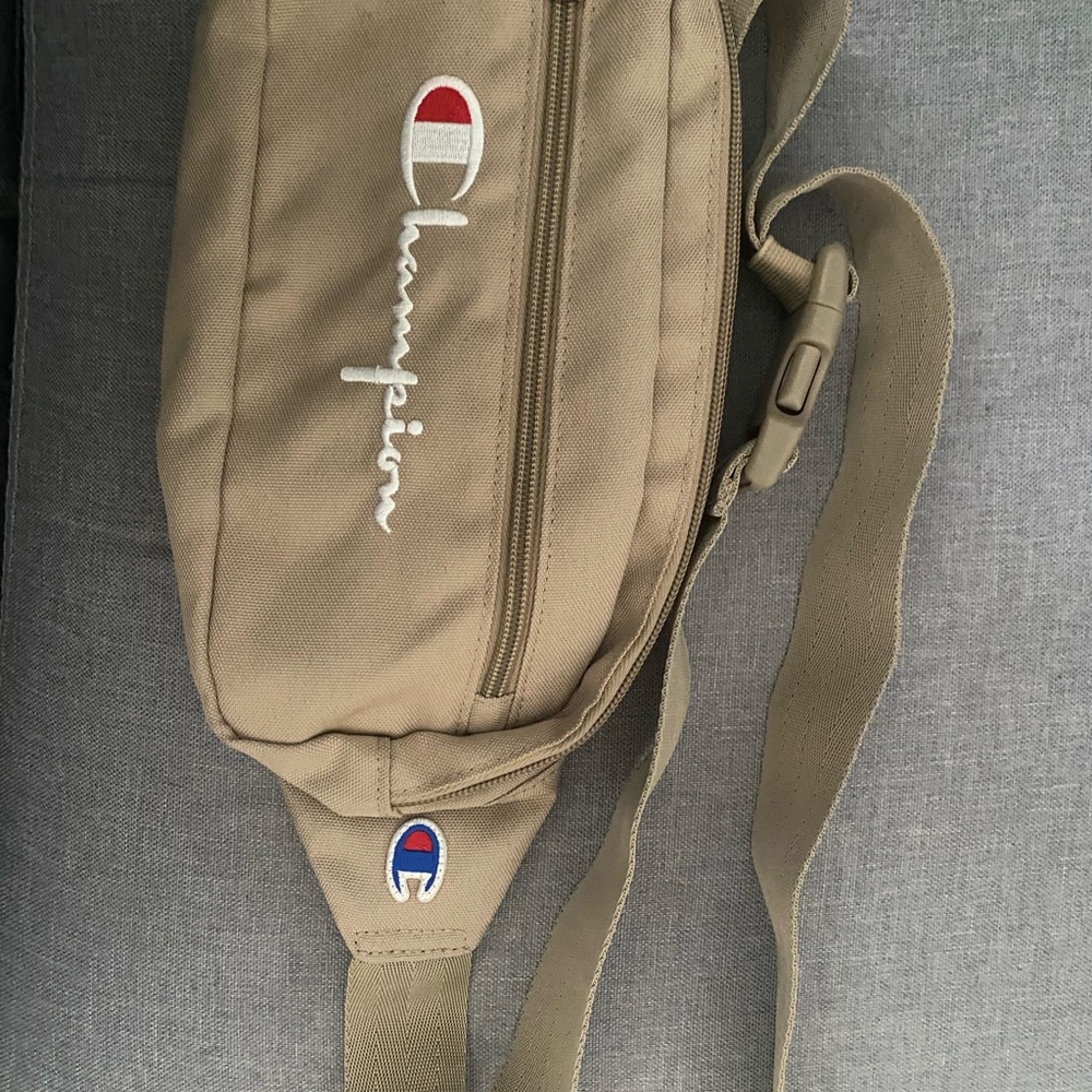 Champion Tan bag / Fanny pack
